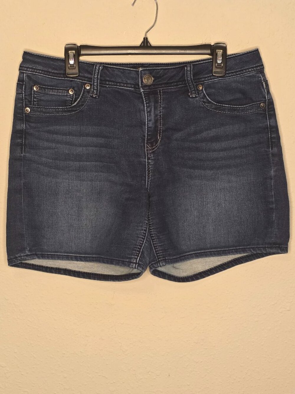Seven7 Women's Shorts, Size 14